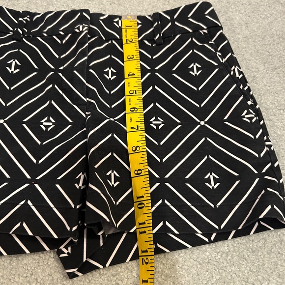Joe Fresh Black Shorts with White accents Size 0 - Picture 7 of 8